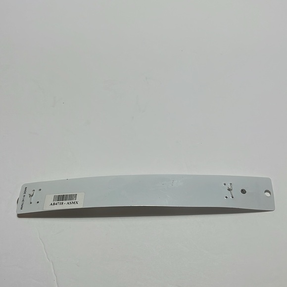 Butterfly and Rhinestone Bracelet 7.25” to 8” - Picture 3 of 4